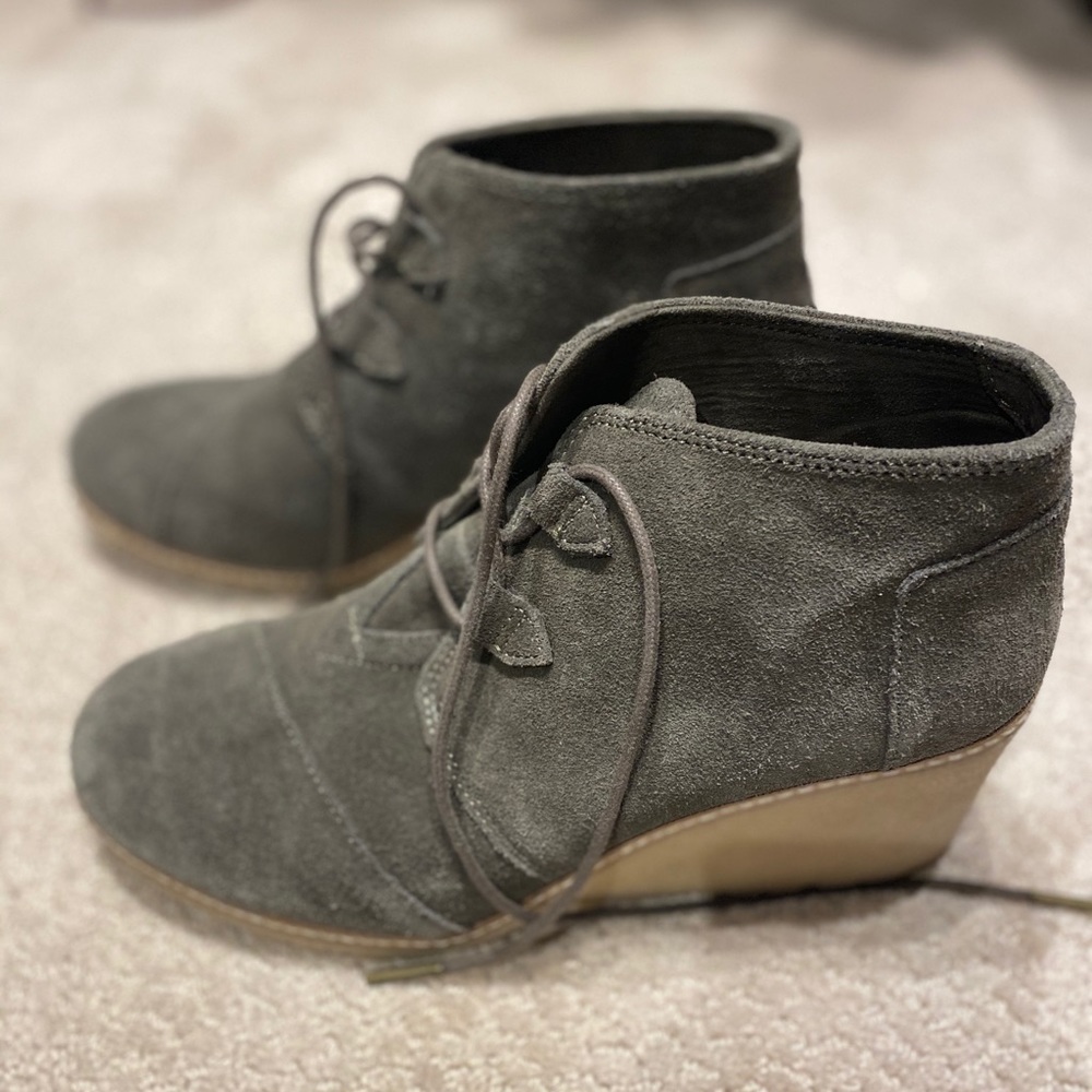 Toms Wedges